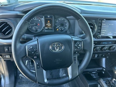 2022 Toyota Tacoma TRD Off Road Doble Cabina 5 Cama V6 AT
