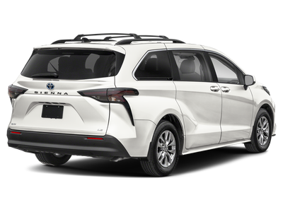 Toyota Sienna LE 2025