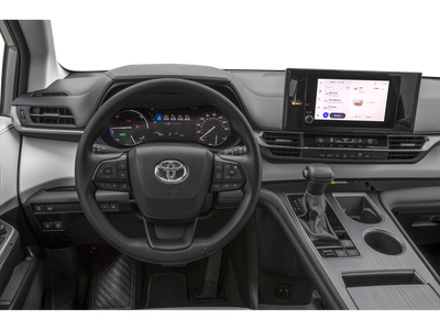 Toyota Sienna LE 2025