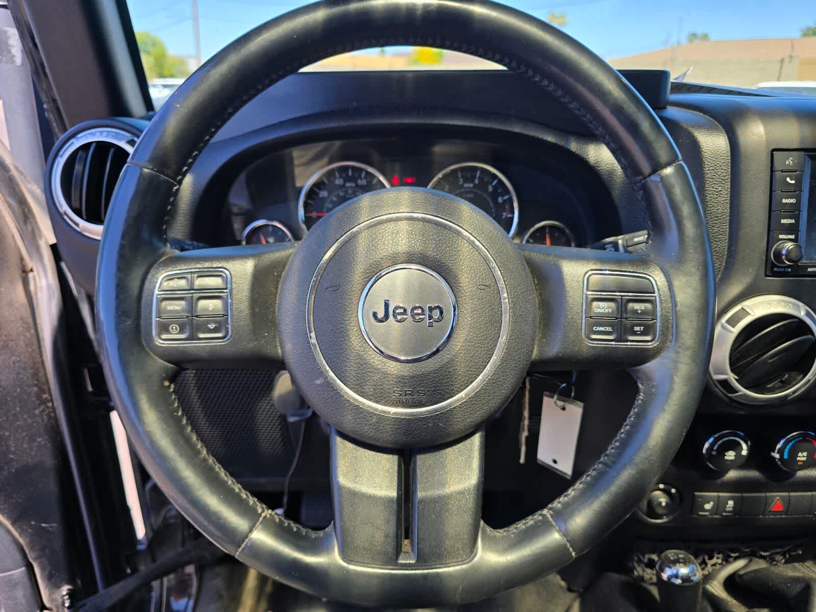 Jeep Wrangler Unlimited Sahara 2015