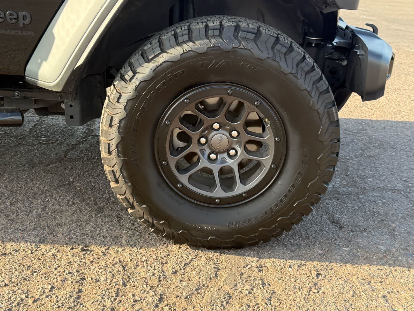 Jeep Wrangler High Tide 2023