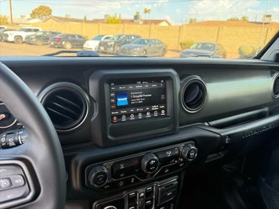 Jeep Wrangler High Tide 2023