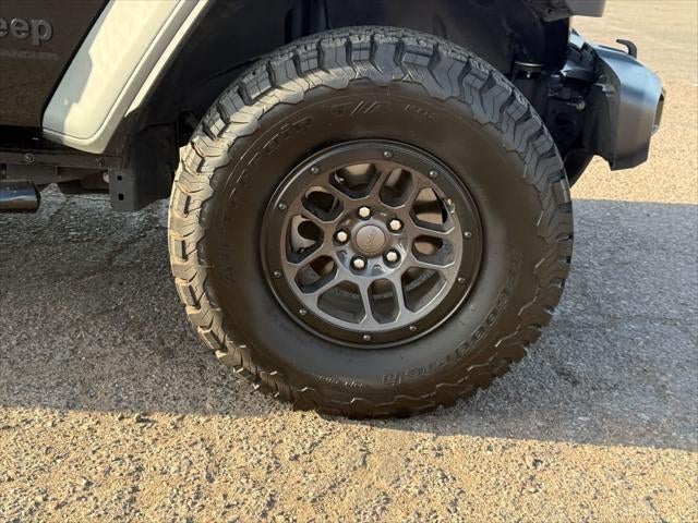 Jeep Wrangler High Tide 2023