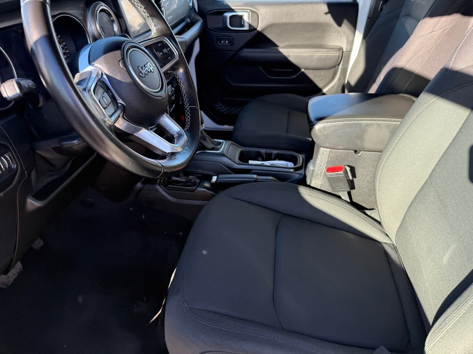 Jeep Wrangler Unlimited Sahara 2021