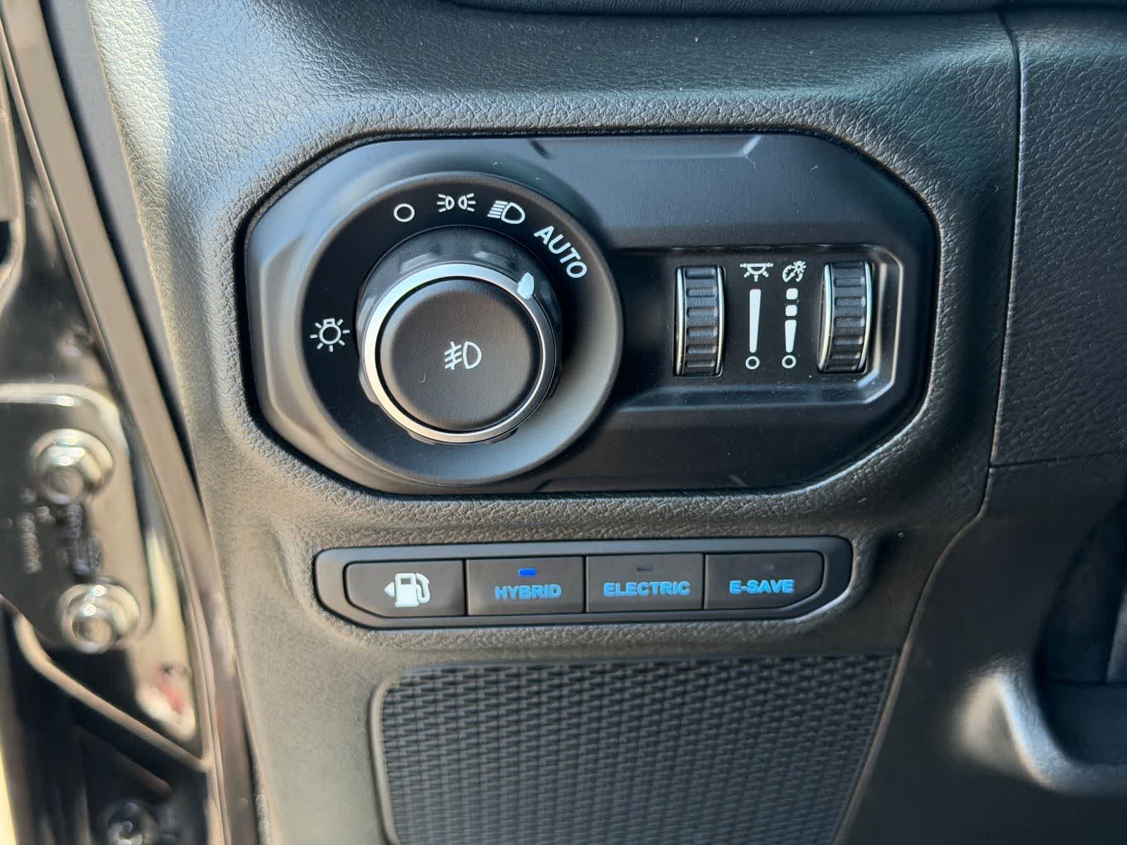 Jeep Wrangler 4xe Unlimited Sahara High Altitude 2021