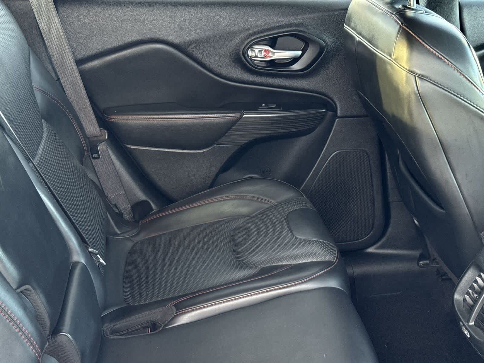 Jeep Cherokee Trailhawk 2016