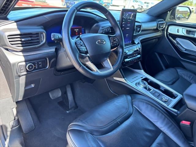 Ford Explorer Platinum 2023