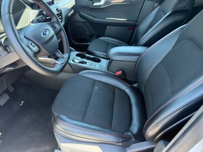 Ford Escape ST-Line Select 2025