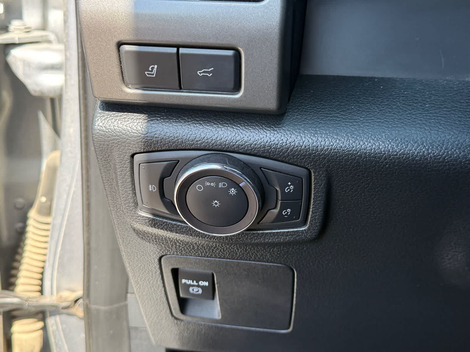 Ford Expedition XLT 2020