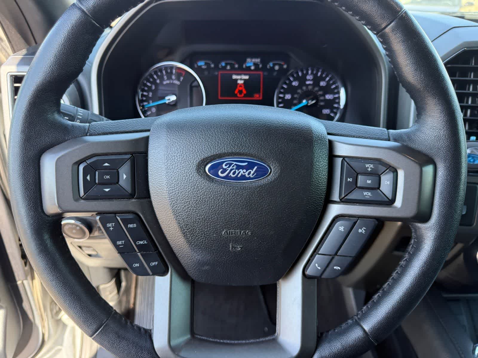 Ford Expedition XLT 2020