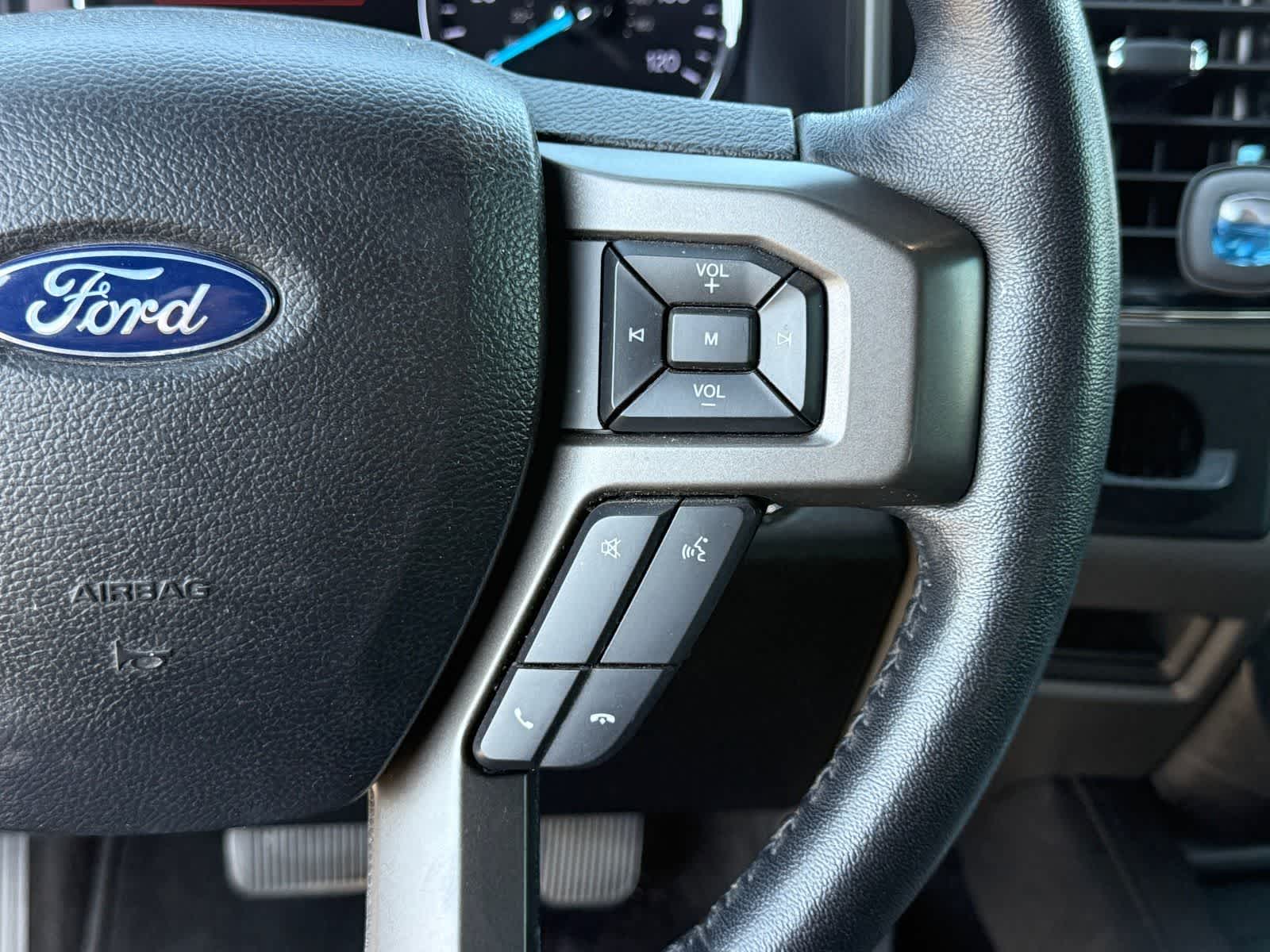 Ford Expedition XLT 2020