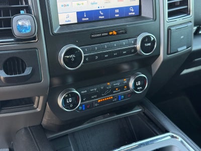 Ford Expedition XLT 2020