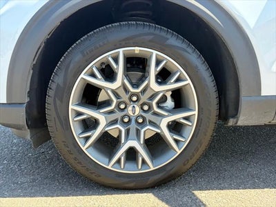 Ford Explorer Platinum 2025