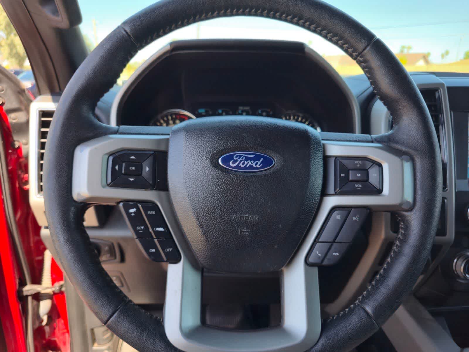 Ford F-150 LARIAT 2019