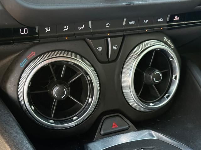 Chevrolet Camaro LT1 2021
