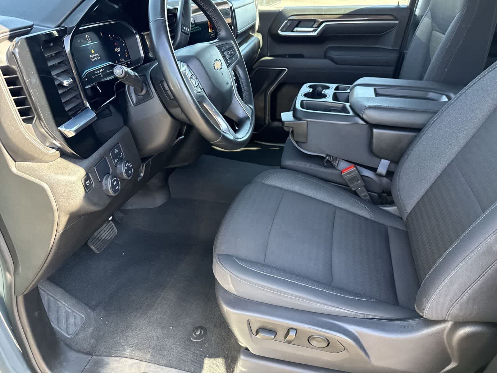 Chevrolet Silverado 1500 LT 2025