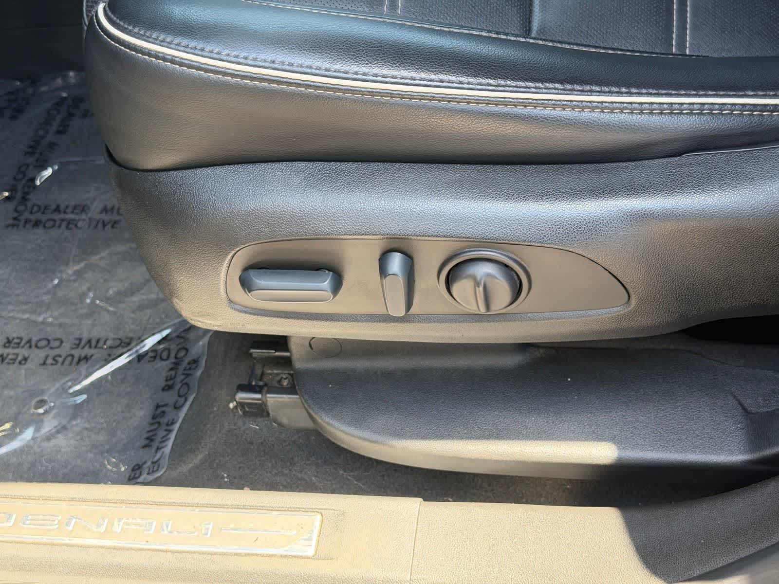 GMC Acadia Denali 2022