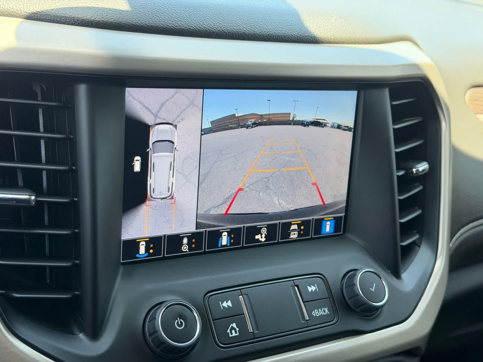 GMC Acadia Denali 2022