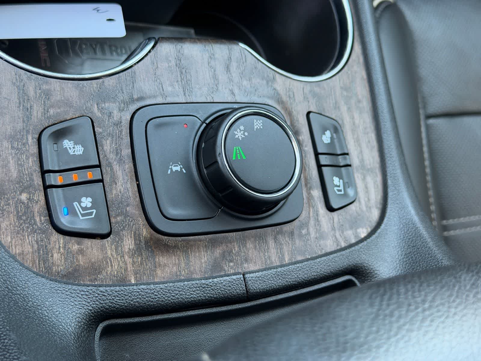 GMC Acadia Denali 2022