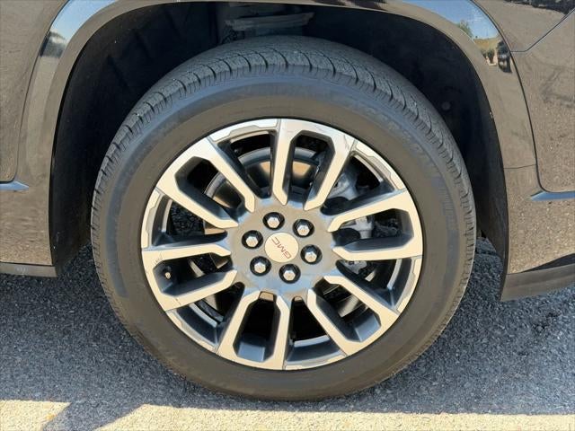 GMC Acadia Denali 2022