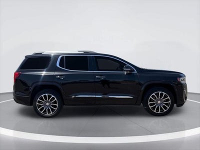 GMC Acadia Denali 2022