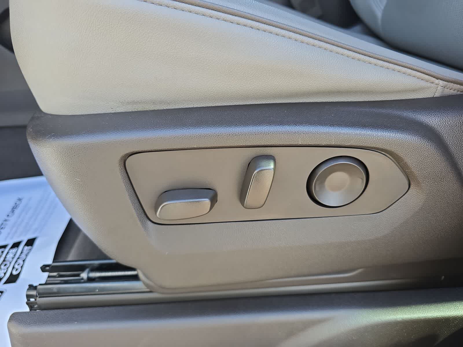 GMC Yukon XL SLT 2022