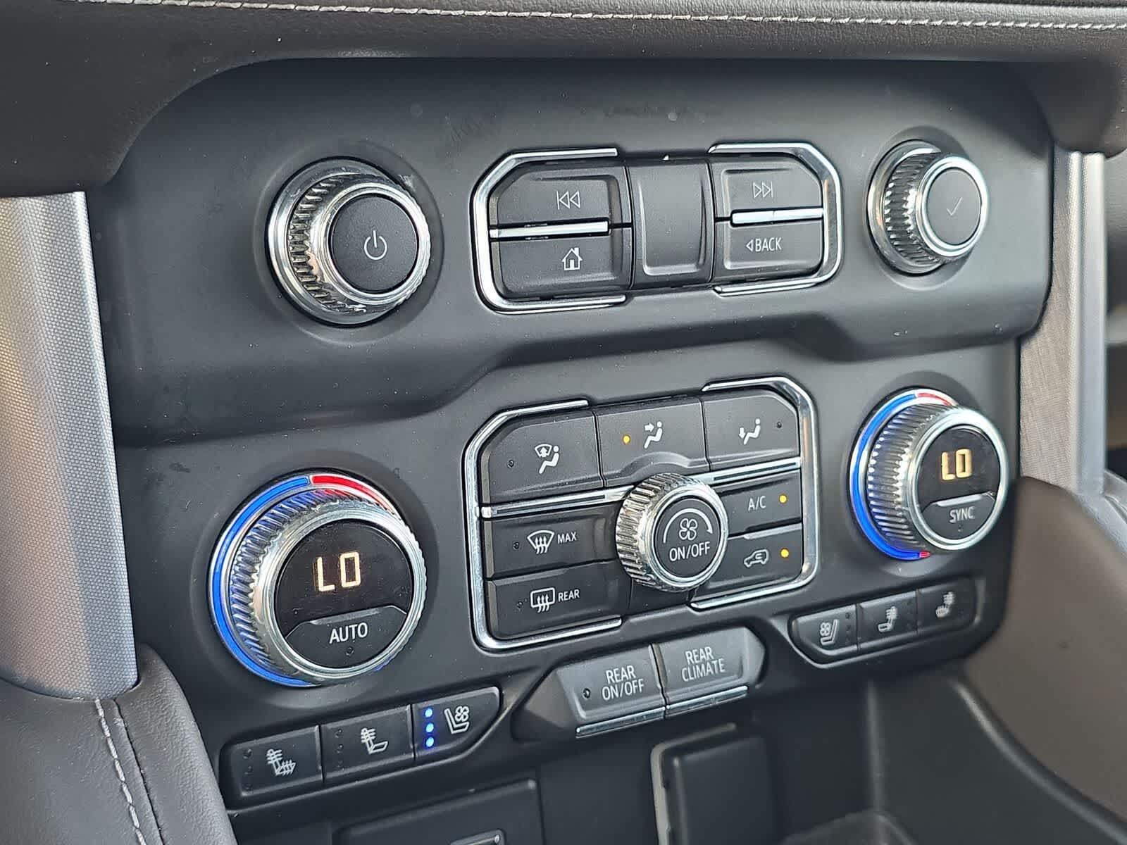 GMC Yukon XL SLT 2022