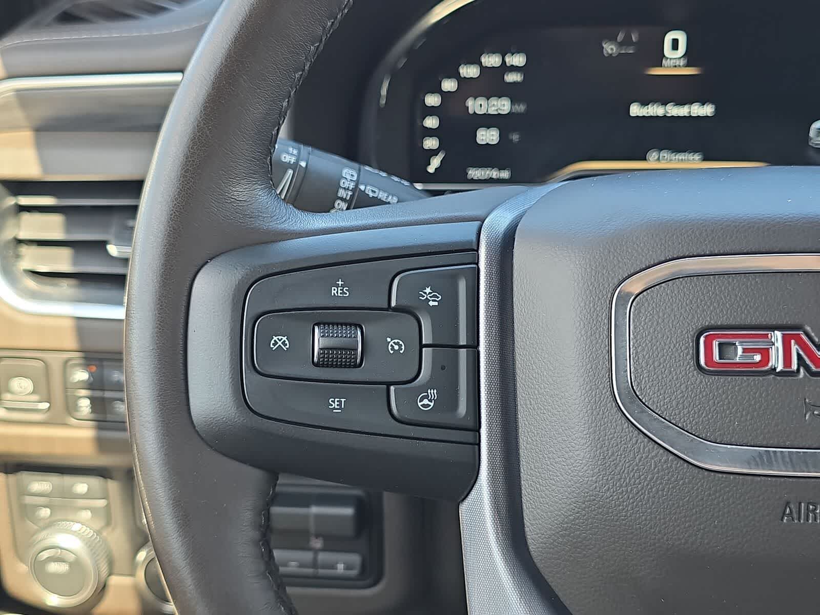 GMC Yukon XL SLT 2022