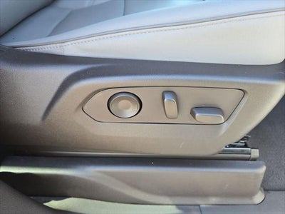 GMC Yukon XL SLT 2022