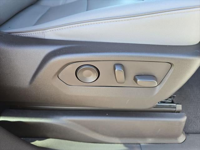 GMC Yukon XL SLT 2022