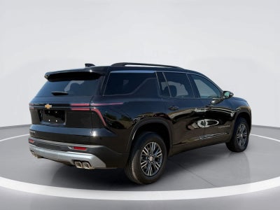 Chevrolet Traverse LT con tracción delantera de 2026