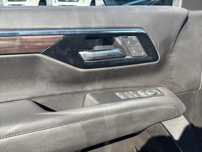 Chevrolet Suburban Z71 2025