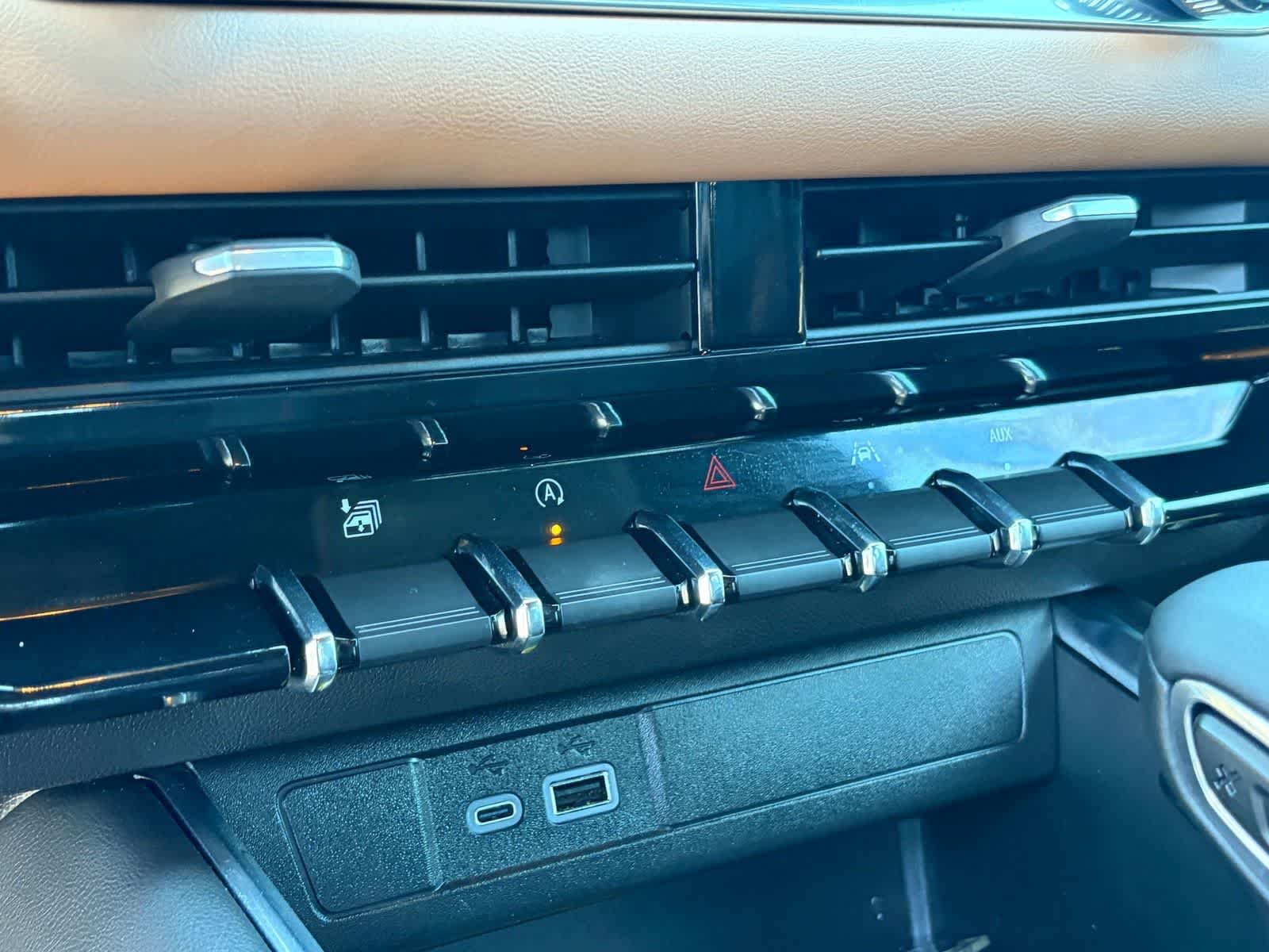 GMC Canyon 4x4 AT4 2024