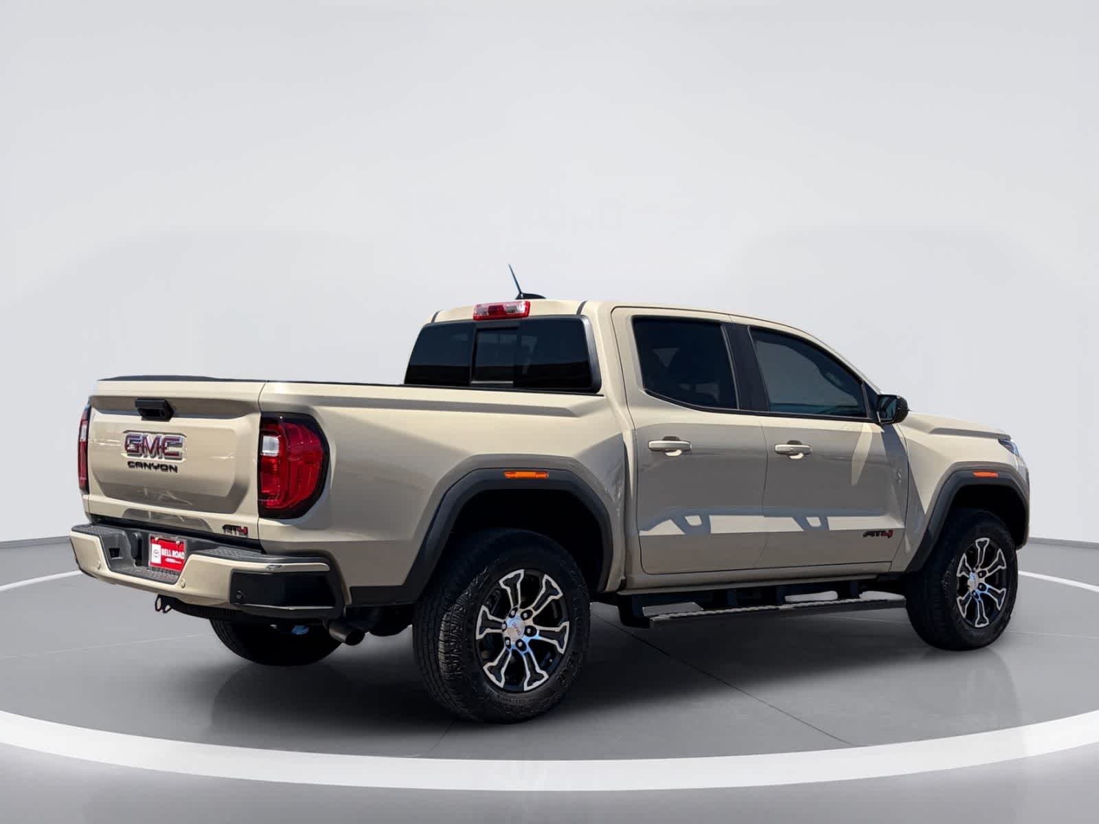 GMC Canyon 4x4 AT4 2024