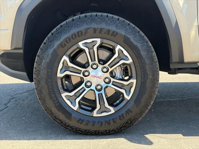 GMC Canyon 4x4 AT4 2024