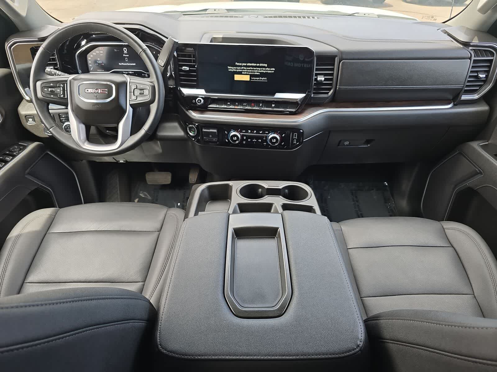 GMC Sierra 1500 SLT 2025