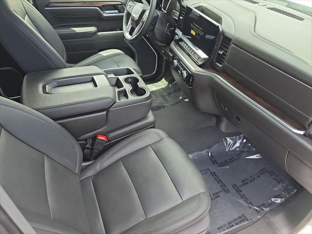 GMC Sierra 1500 SLT 2025