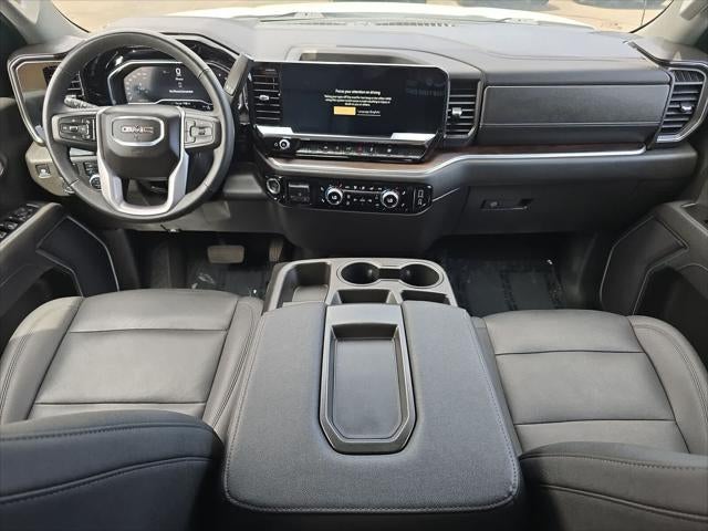 GMC Sierra 1500 SLT 2025