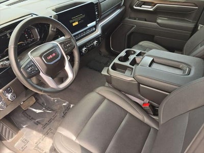 GMC Sierra 1500 SLT 2025