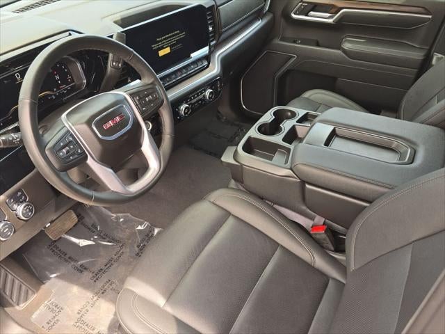 GMC Sierra 1500 SLT 2025