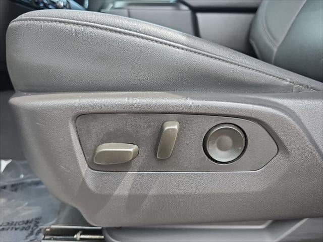 GMC Sierra 1500 SLT 2025