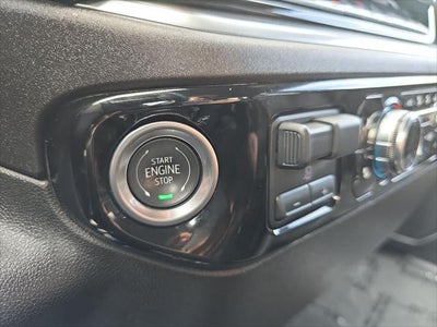 GMC Sierra 1500 SLT 2025