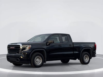 GMC Sierra 1500 4x4 de 2020, cabina doble, 147"