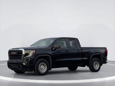 GMC Sierra 1500 4x4 de 2020, cabina doble, 147"
