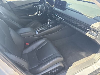 Honda Accord Hybrid Touring 2023