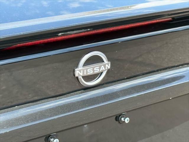 2023 Nissan Maxima SR
