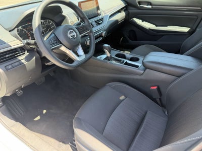 Nissan Altima SV 2025