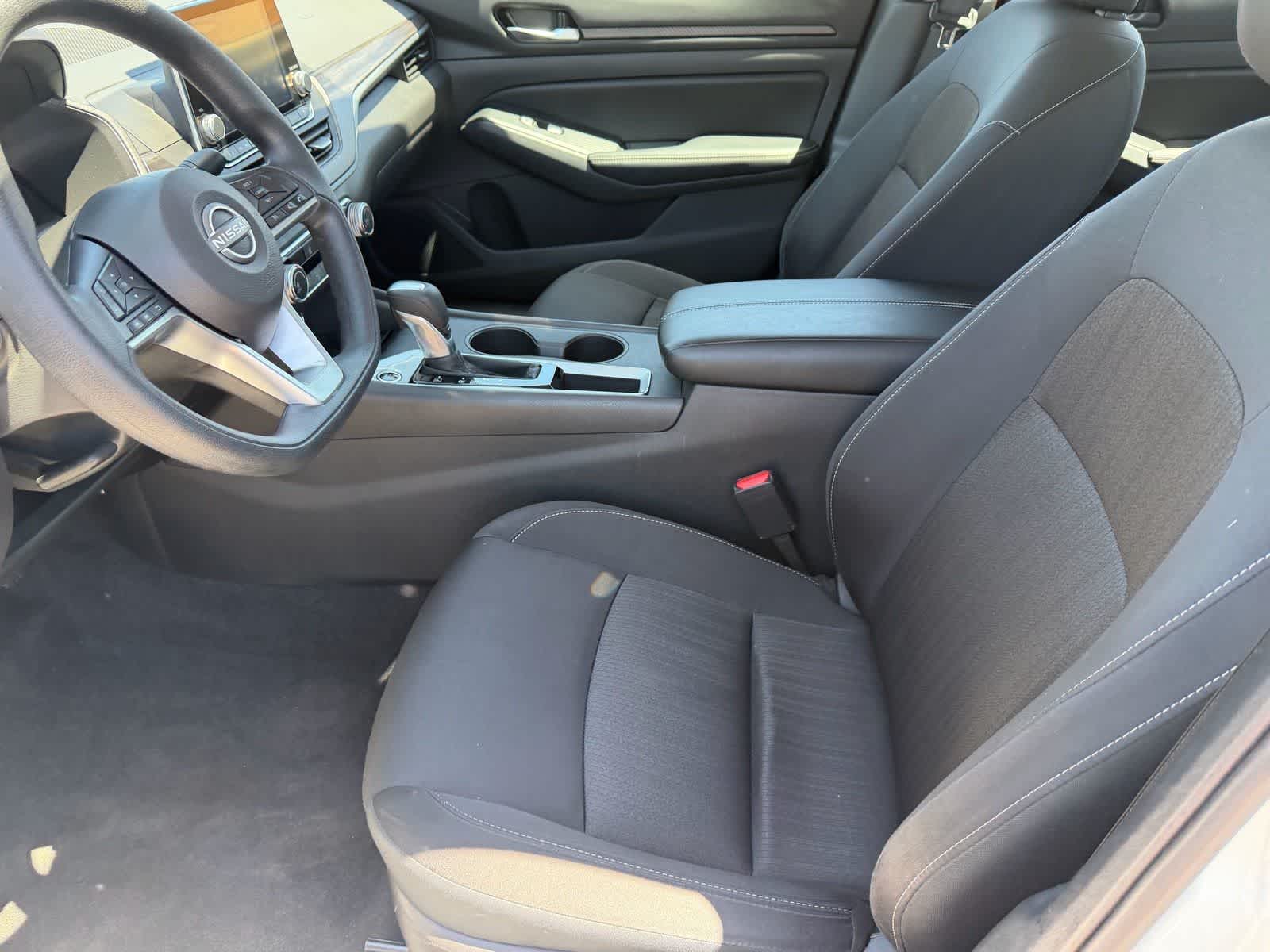 Nissan Altima SV 2025