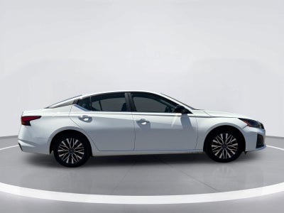 Nissan Altima SV 2025
