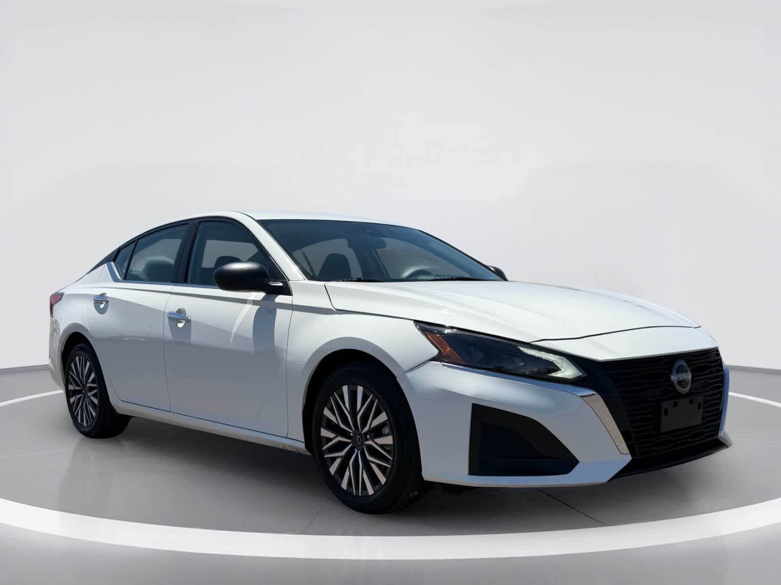 Nissan Altima SV 2025